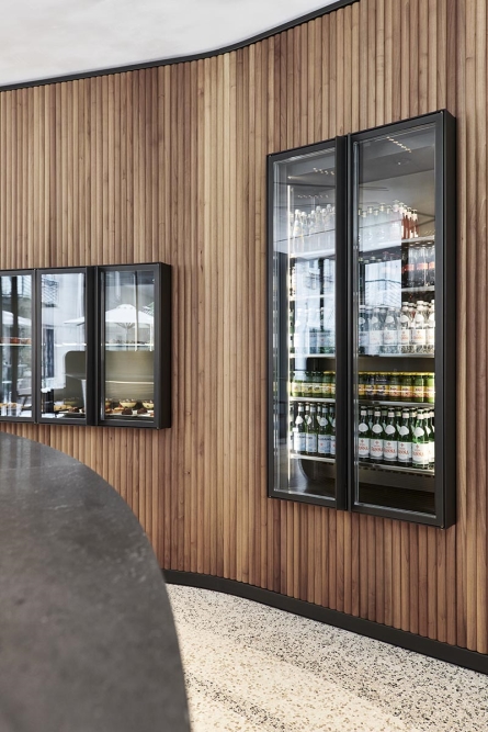 Flaviano Capriotti - FCA APREA BISTROT 05