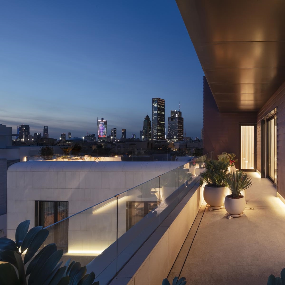 Flaviano Capriotti - FCA PALM VILLA 8